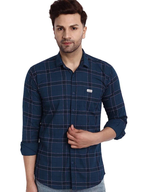 Men Regular, Tailored Fit Checkered Casual Shirt