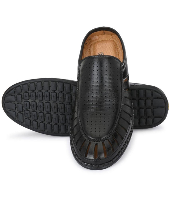 ShoeRise - Black Men's Toe covered Flip Flop - None