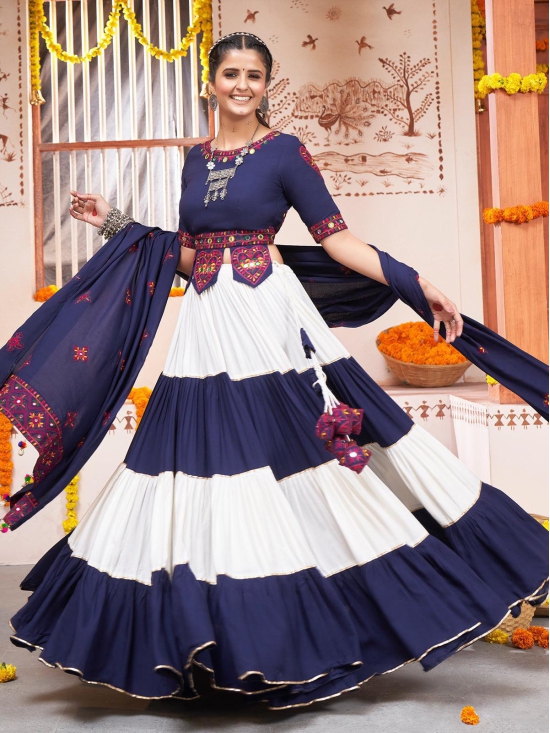 Designer Lehenga In Ghaziabad, Uttar Pradesh At Best Price | Designer  Lehenga Manufacturers, Suppliers In Ghaziabad