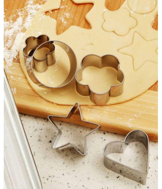 Tapixaa 12pcs Stainless Steel Cookie Cutter Set Pastry Cookie Biscuit Cutter Cake Muffin Decor Mold Mould Multi Functional Tool - Silver