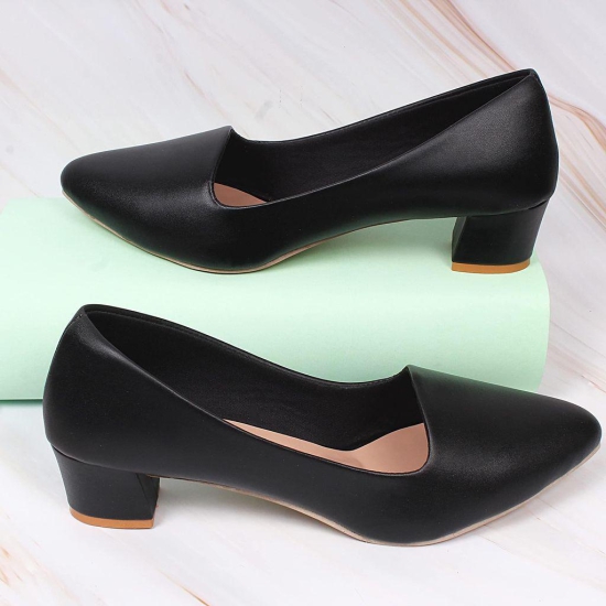 Women Heel Pump Black