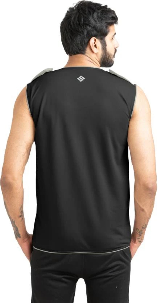 Men Solid Round Neck Polyester Grey T-Shirt