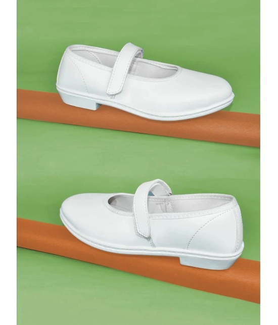 Ajanta - White Girls School Shoes ( 1 Pair ) - None