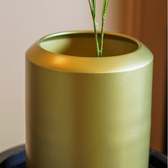 Minimal Golden Garden Metal Planter