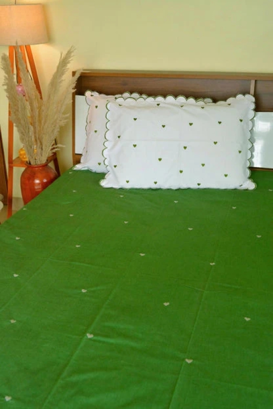 Little Hearts Green Cotton Bedsheet