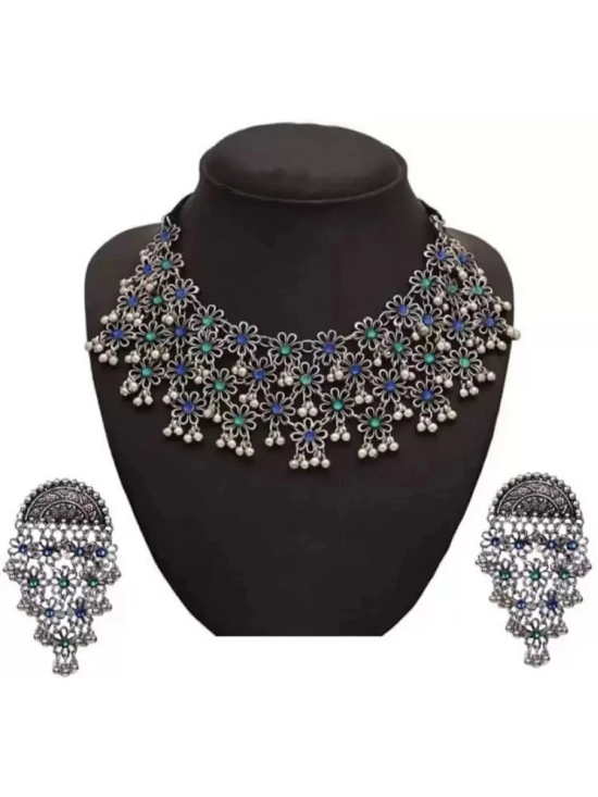 Samridhi DC Silver Alloy Necklace Set ( Pack of 1 ) - Silver