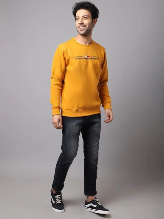 Rodamo Men Mustard Printed Sweatshirt