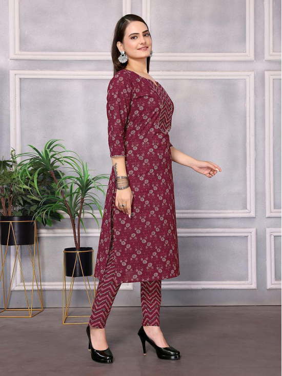 Rangita Women Cotton Maroon Floral Printed Calf Length Straight Kurti With Pants - None