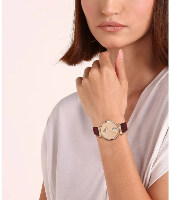 Septem Red Leather Analog Womens Watch