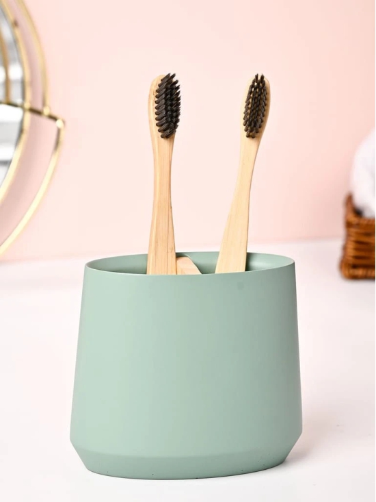 VON CASA Green Polyresin Toothbrush Holder