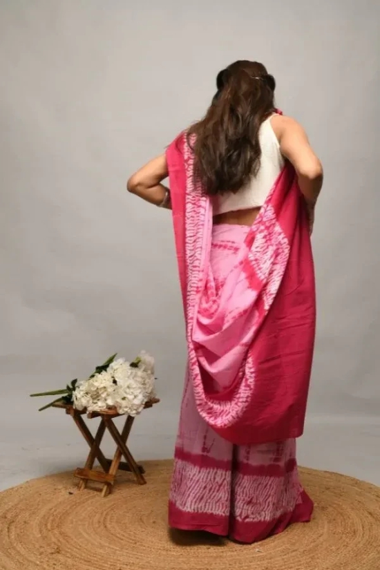 Distant Waves Saree