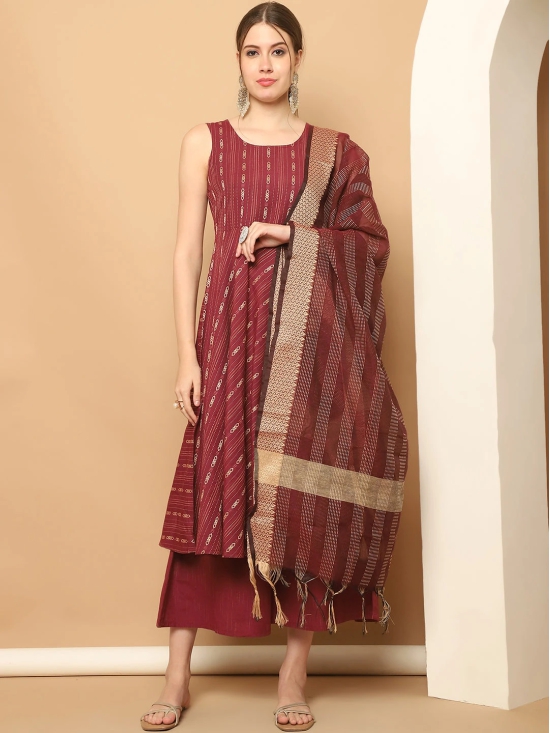 Maroon Woven Design Kantha Work Kurta with Palazzos & With Dupatta-L / Red