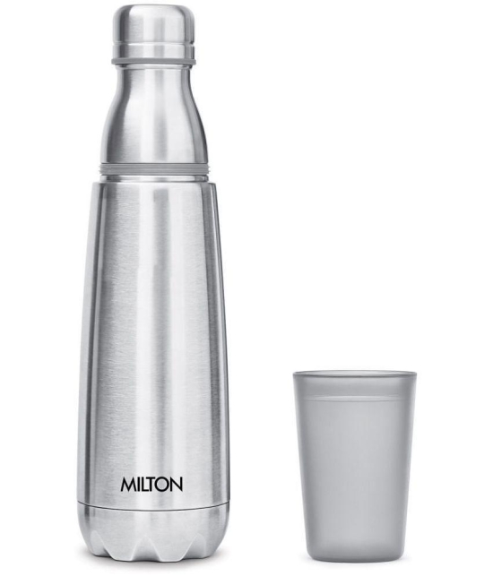 Milton Vertex 750 Thermosteel Hot or Cold Water Bottle with Unbreakable Tumbler, 700 ml, Silver - Silver