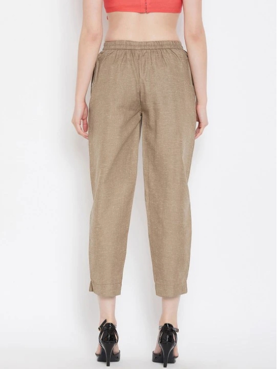 Women Off-White & Brown Relaxed Regular Fit Solid Peg Trousers