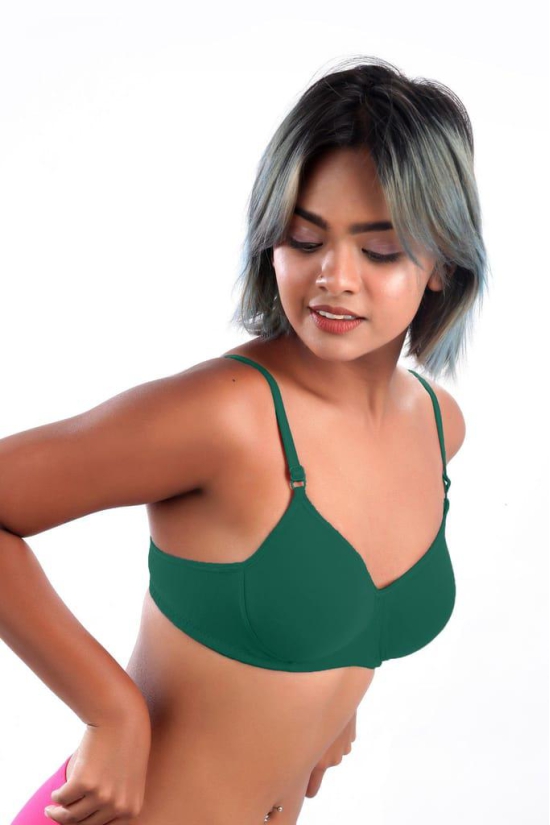 Women Hug Padded Bra Peacock