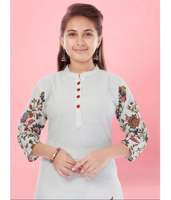 Aarika White Cotton Girls Kurti ( Pack of 1 ) - None