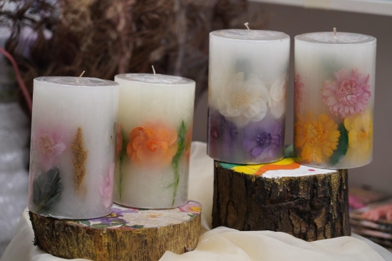 DRIED FLOWER BOTANICAL PILLAR CANDLES-Lavender serene candle