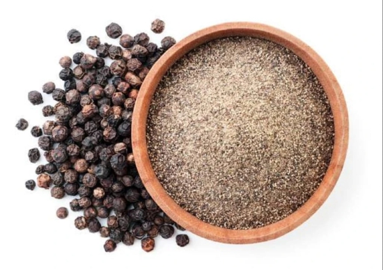 Black pepper powder