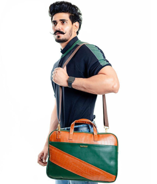 Man Arden 14 Ltrs Green Laptop Bags