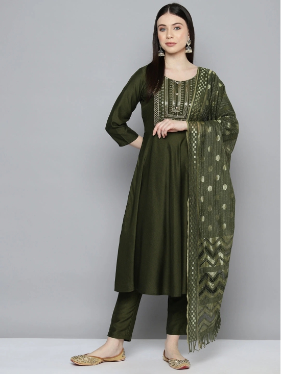 Sequin, zari embroidered flaired kurta with pants and dupatta-L / Green