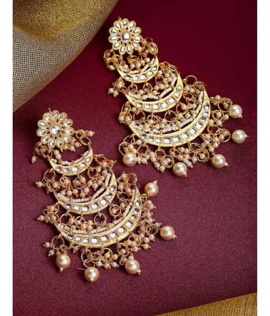 Padmavati Bangles Gold Chandbalis Earrings ( Pack of 1 ) - Gold