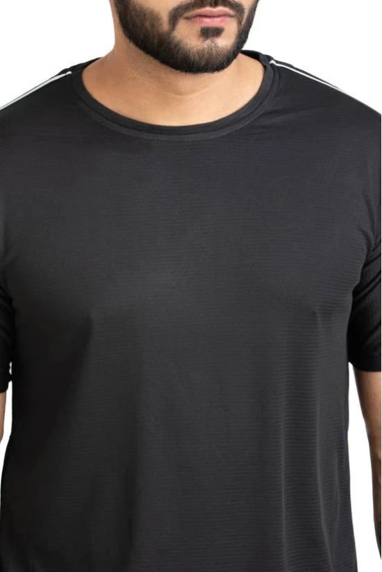 Solid Men Round Neck with Cool Rush Technology Men Solid Round Neck Polyester Black T-Shirt