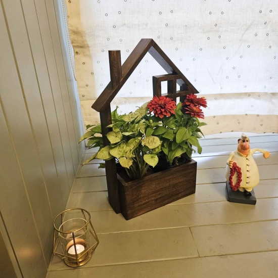 BARISH - Planter Table Top (House) Wooden Frame | Handcrafted with Rubberwood | Indoor Planter with Stand 43 x 10 x 5 Inches