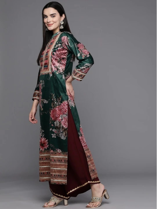 Women Floral Printed Gotta Patti Velvet Kurta