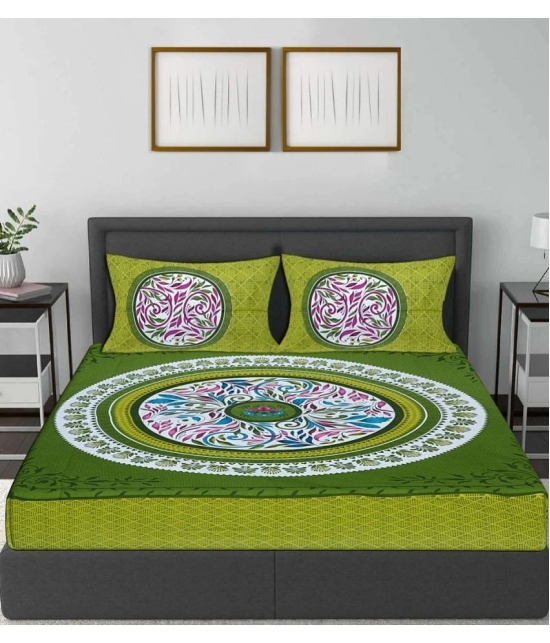 FrionKandy Living - Green Cotton Double Bedsheet with 2 Pillow Covers - Green