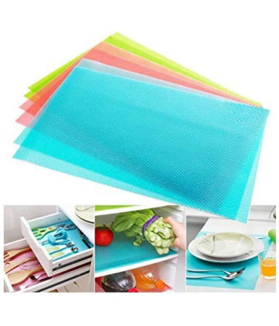 YUTIRITI Set of 4 PVC Table Mats - Green