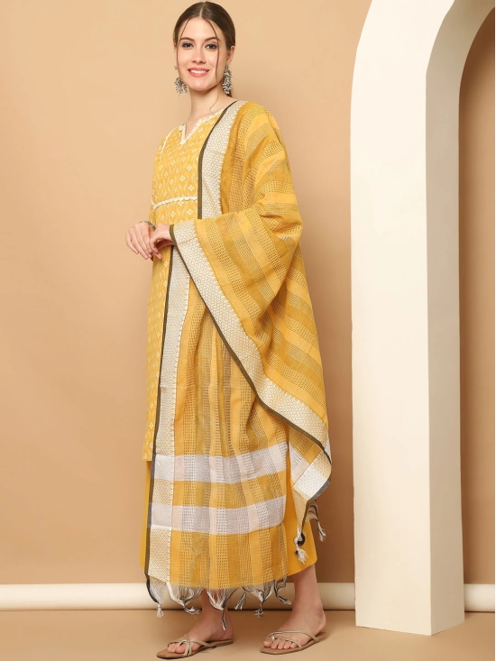 Printed yellow kurta with lace work, pallazos dupatta set-XXL / Yellow