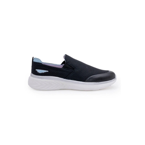 RedTape Women Black Walking Shoes