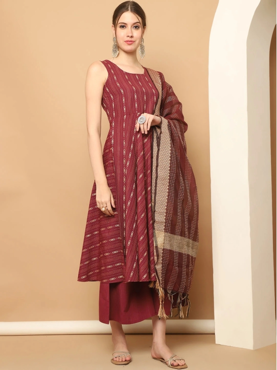 Maroon Woven Design Kantha Work Kurta with Palazzos & With Dupatta-S / Red