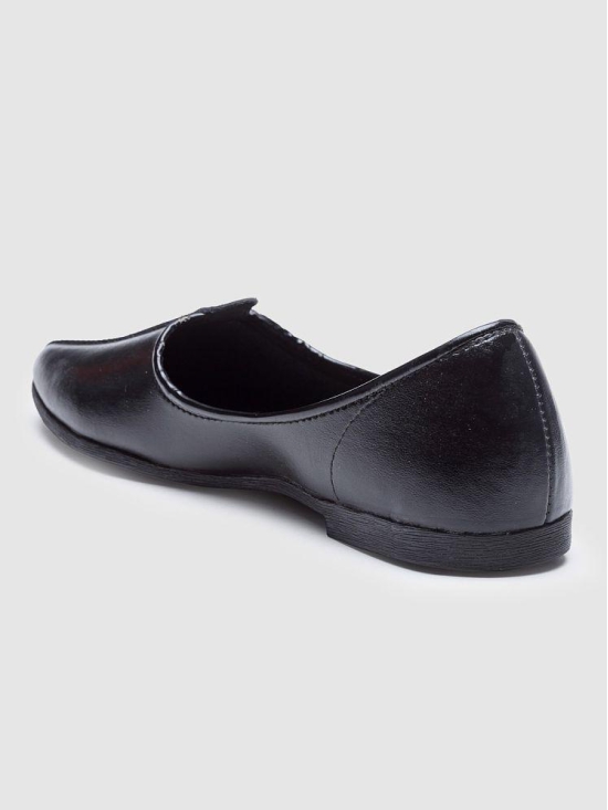 Action Lightweight Casual Shoes - Black Mens Slip-on Shoes - None