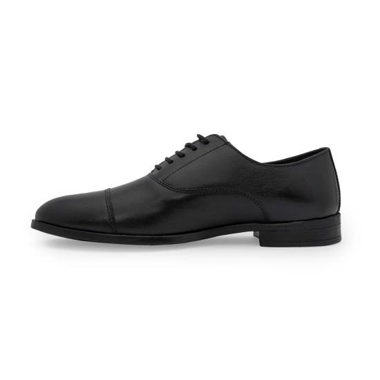 Red Tape Formal Oxford Shoes for Men |Refined Round-Toe Shaped Real Leather Shoes with Low-cut Pattern