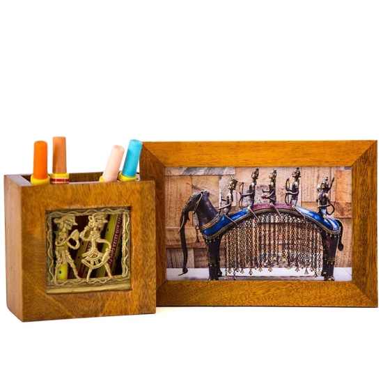 Pen Stand With Photo Frame