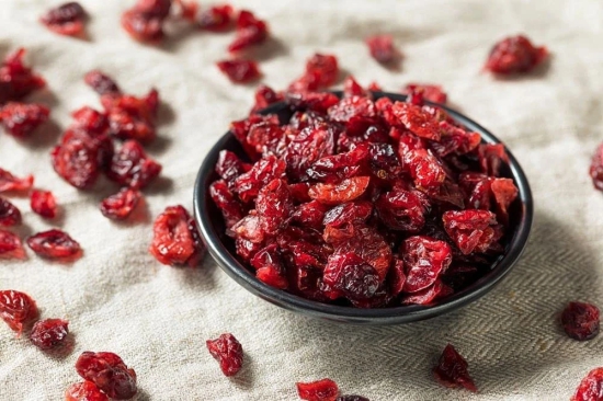 Yumful Dried Cranberry 250g, Gluten Free, Vegan and NON GMO, Slice Cranberries Dry Fruits Dried Slice Cranberries