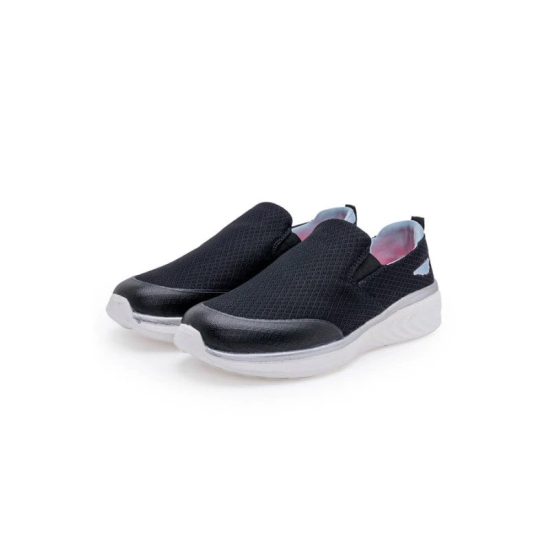 RedTape Women Black Walking Shoes