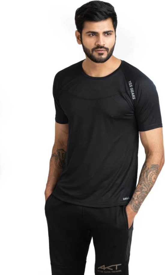 Men Solid Round Neck Polyester Black T-Shirt