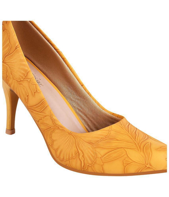 Shoetopia Yellow Women''s Pumps Heels - None