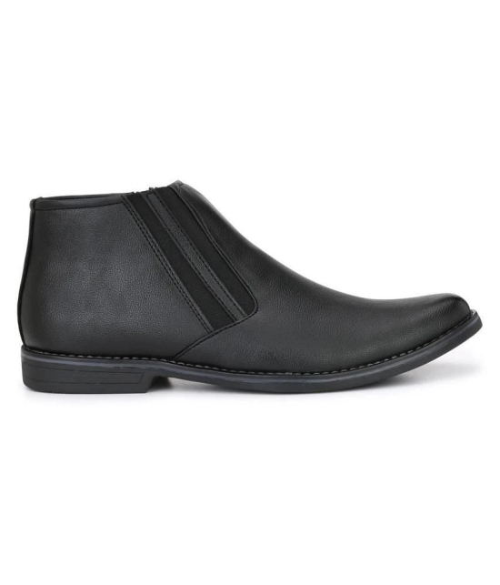 Leeport Black Chelsea boot - None