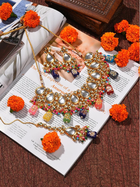 Gold Plated Kundan Beaded Necklace, Earrings and Maang Tikka Set