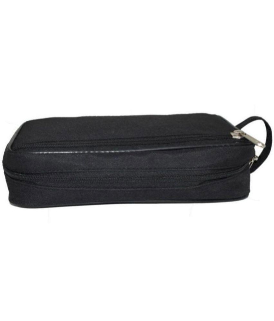 Dhanishka Black Hand Pouch - Black