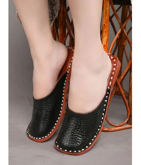 Apratim Black Womens Flats - None