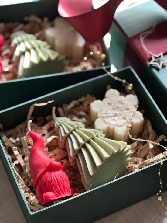 Merry and Bright Gift Box