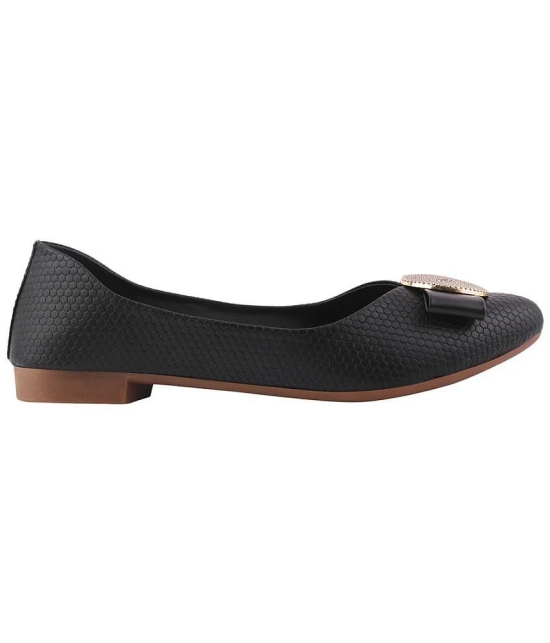 Shoetopia Black Womens Casual Ballerinas - None