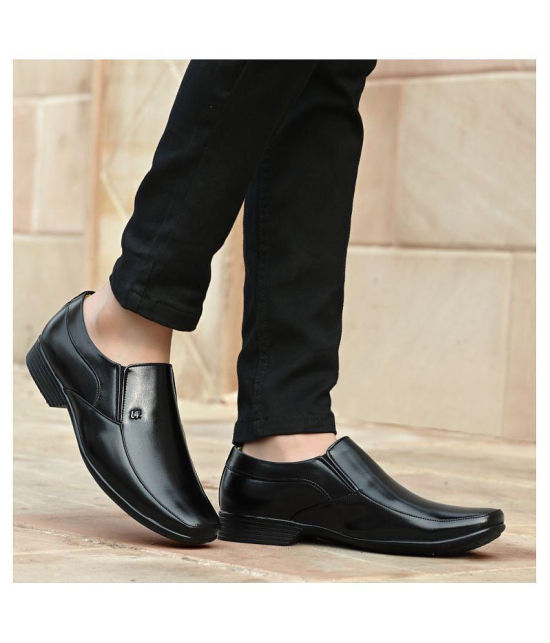 Shoevik Office Artificial Leather Black Formal Shoes - None