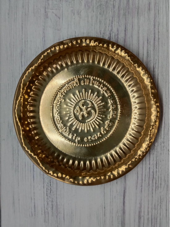 VRINDA METAL ART  Om Brass Puja Plate   Plate