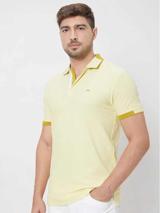 Light Yellow Detail Plain Slim Fit Mini Popcorn T-Shirt