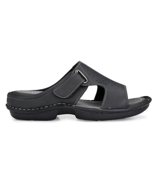 softio Black Flip Flops - 6